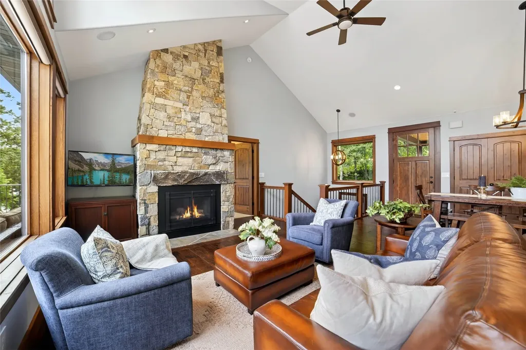 28575 Star Lane Bigfork MT 59911