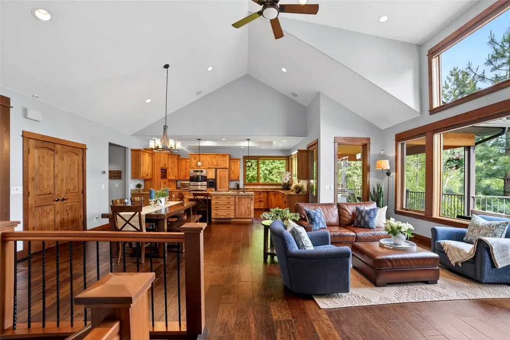 28575 Star Lane Bigfork MT 59911