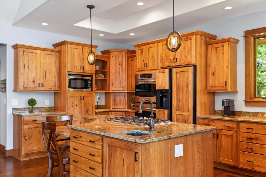 28575 Star Lane Bigfork MT 59911