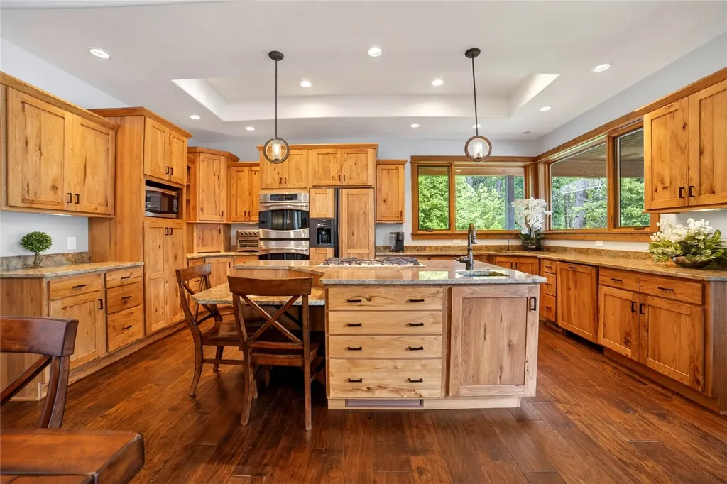 28575 Star Lane Bigfork MT 59911