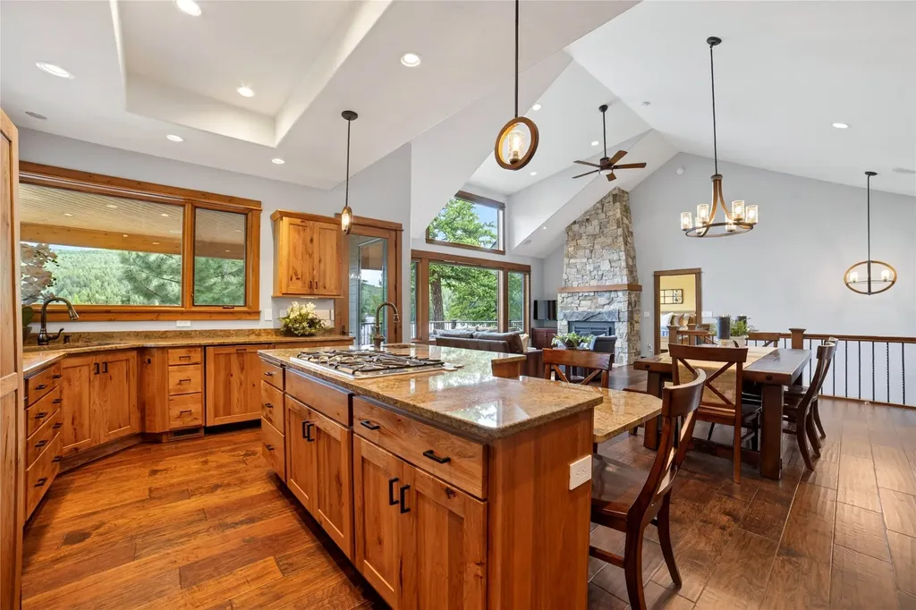 28575 Star Lane Bigfork MT 59911