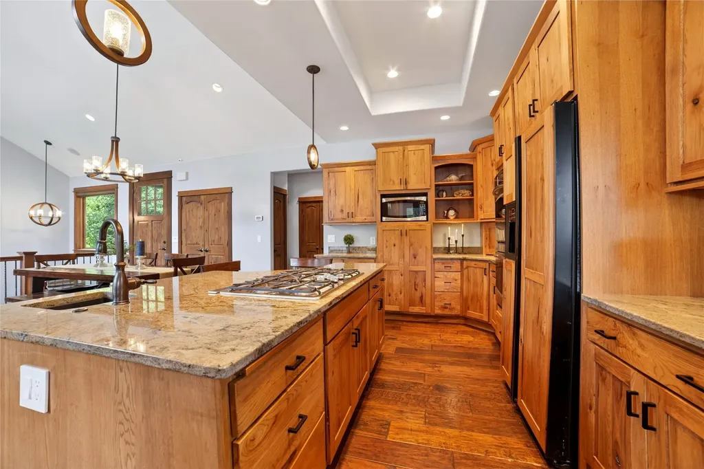 28575 Star Lane Bigfork MT 59911