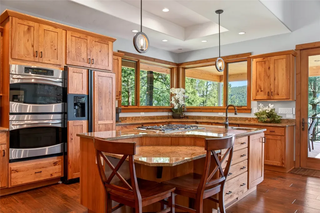 28575 Star Lane Bigfork MT 59911