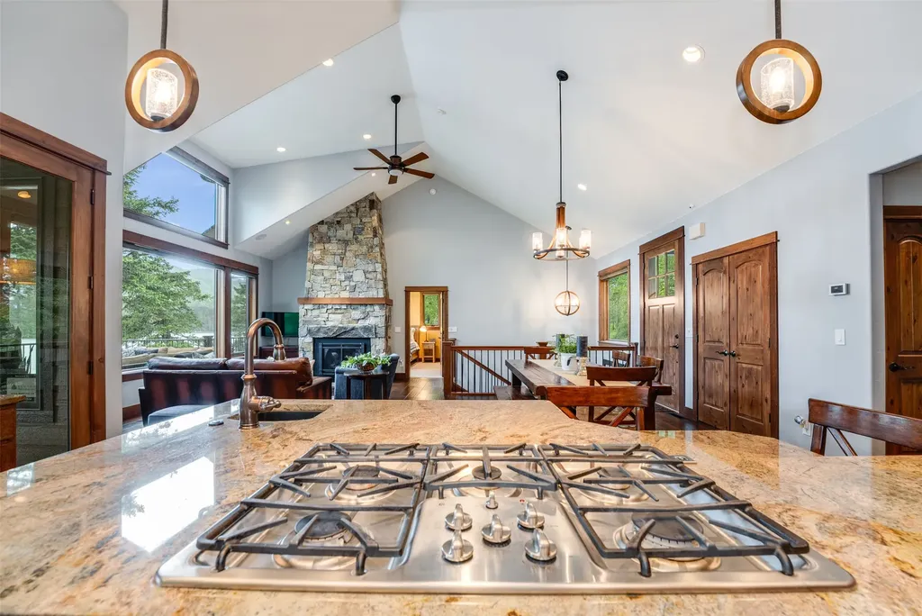 28575 Star Lane Bigfork MT 59911