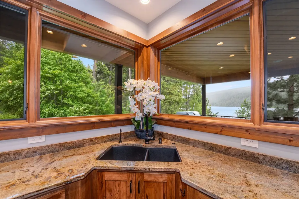 28575 Star Lane Bigfork MT 59911