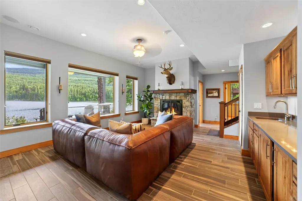 28575 Star Lane Bigfork MT 59911