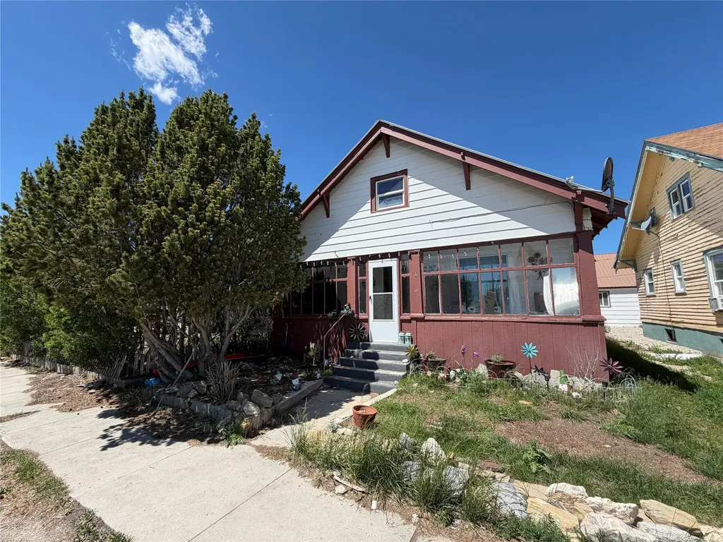 4 Chestnut Street Anaconda MT 59711
