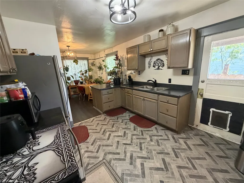 4 Chestnut Street Anaconda MT 59711