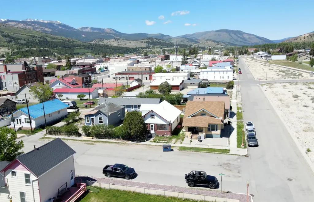4 Chestnut Street Anaconda MT 59711