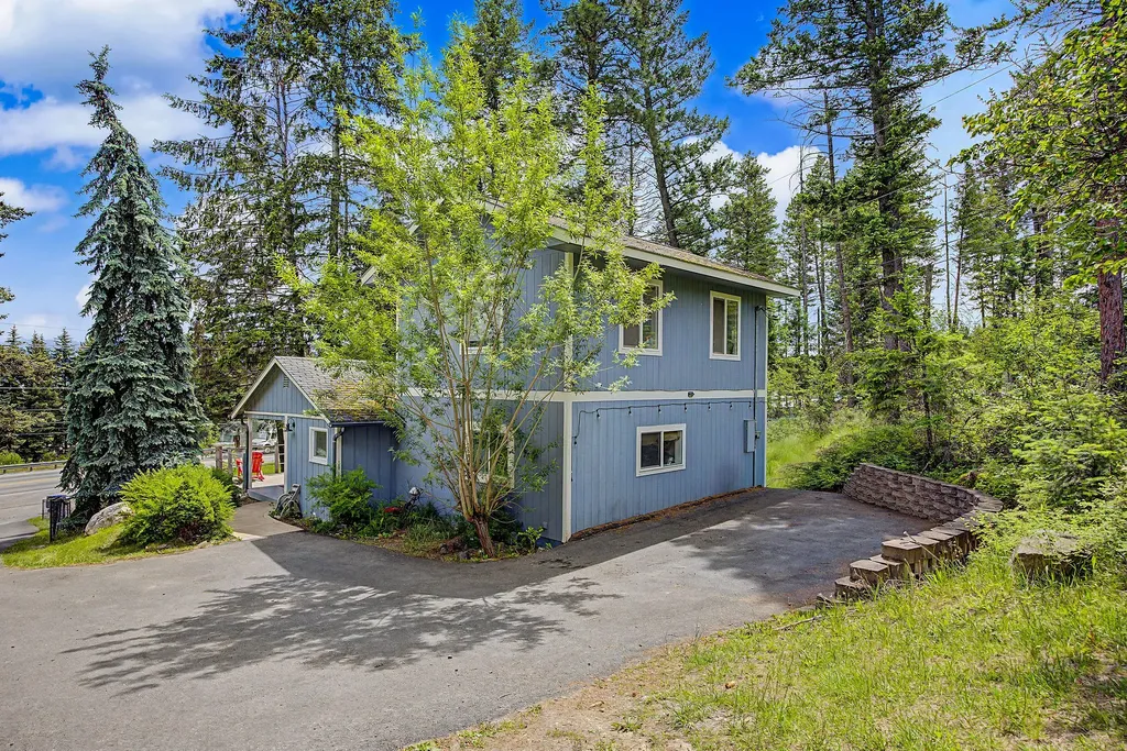 6286 Us Highway 93 S Somers MT 59932
