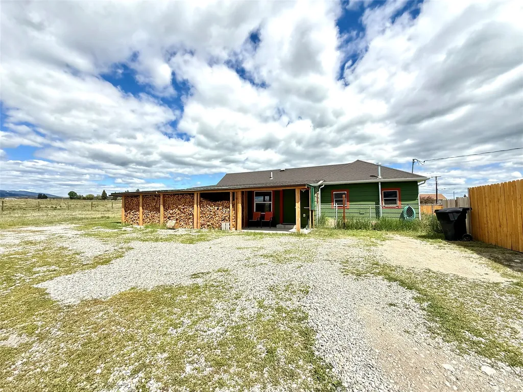 1010 Sunset Drive Deer Lodge MT 59722