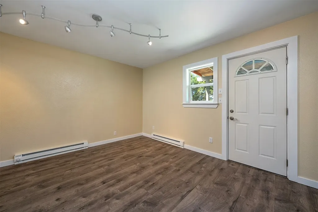 111 6th Avenue W Polson MT 59860