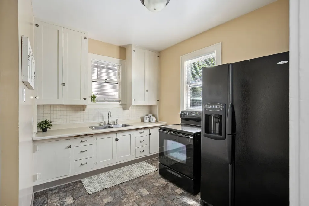 209-211 10th Street N Great Falls MT 59401