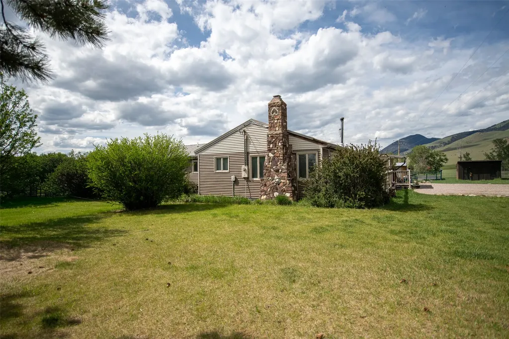 1 Carkeek Lane Cameron MT 59720