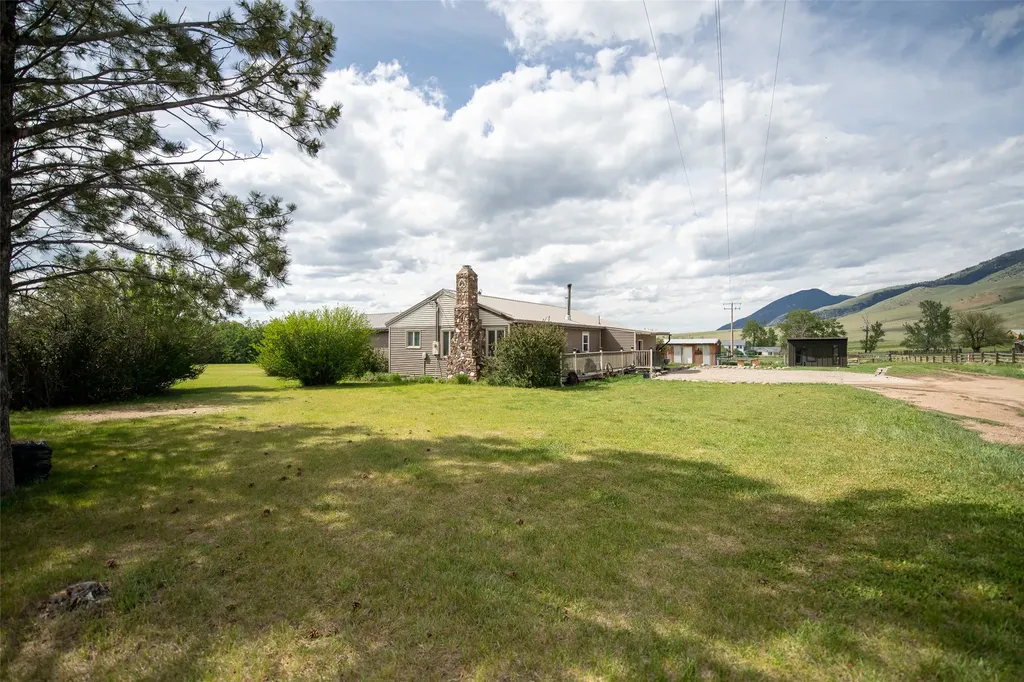 1 Carkeek Lane Cameron MT 59720