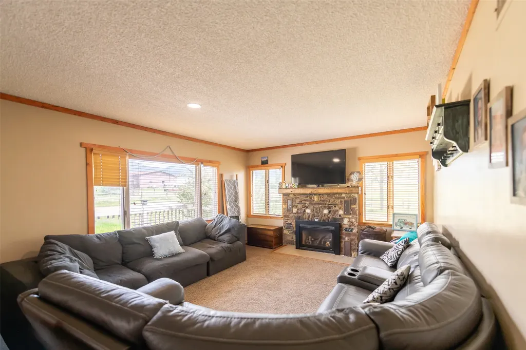 1 Carkeek Lane Cameron MT 59720