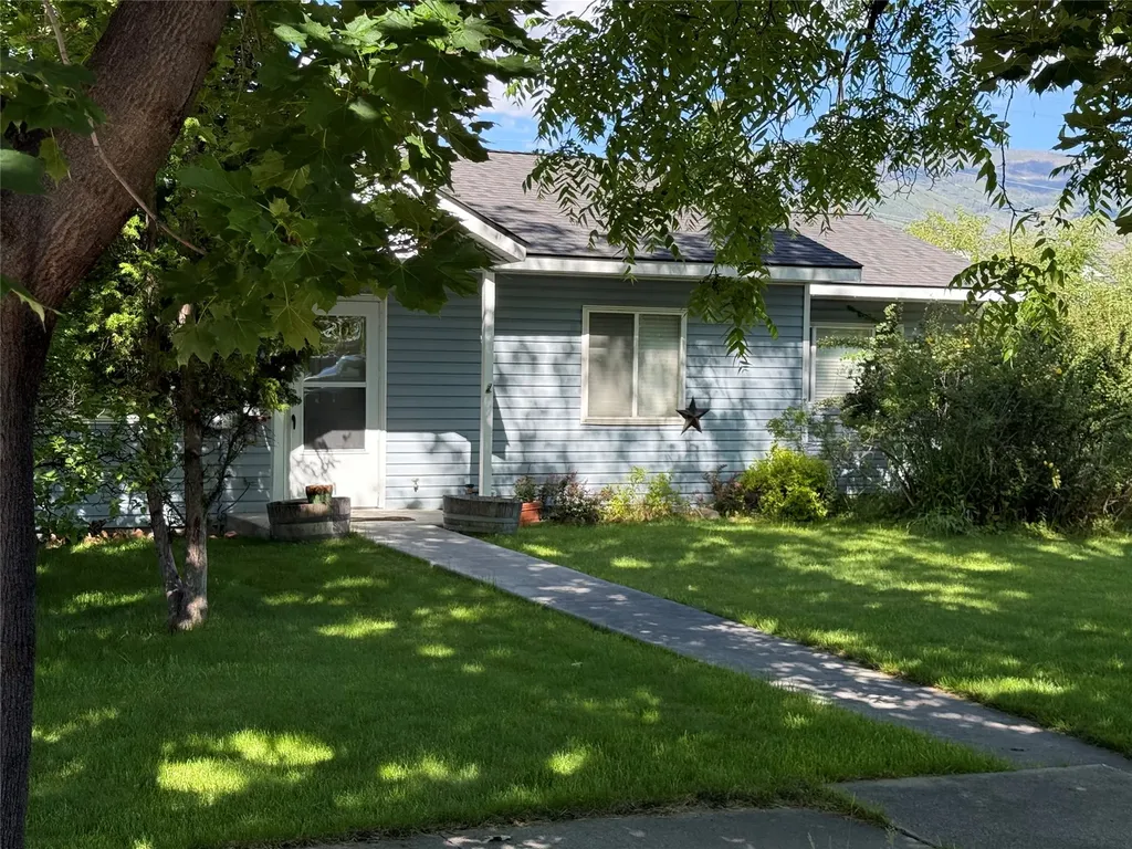 219 S 7th Hamilton MT 59840