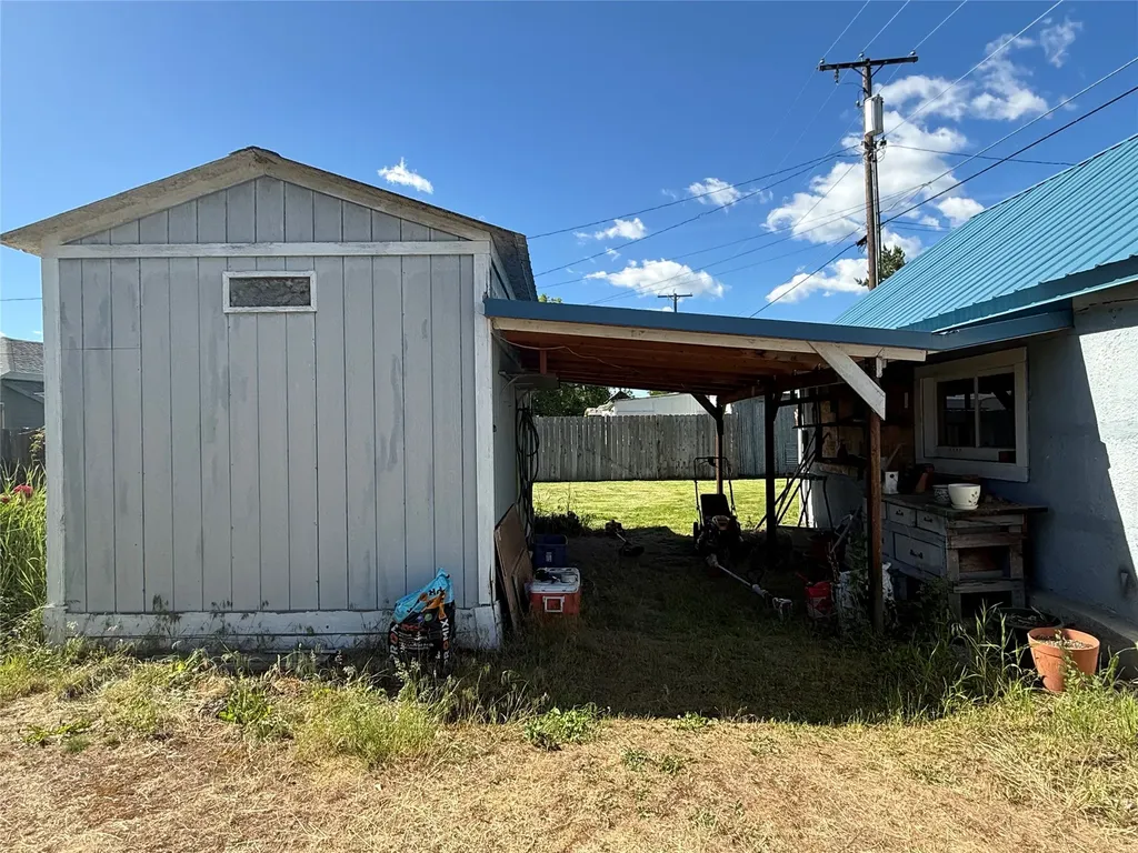 219 S 7th Street Hamilton MT 59840