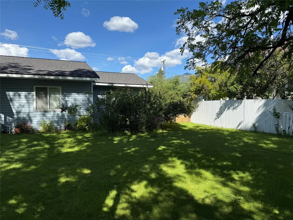 219 S 7th Hamilton MT 59840