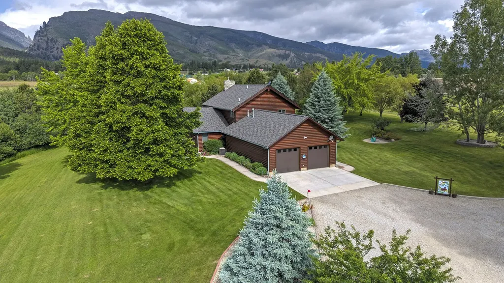 927 Little Deer Trail Hamilton MT 59840