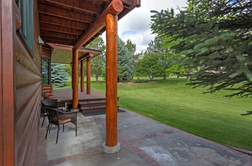927 Little Deer Trail Hamilton MT 59840