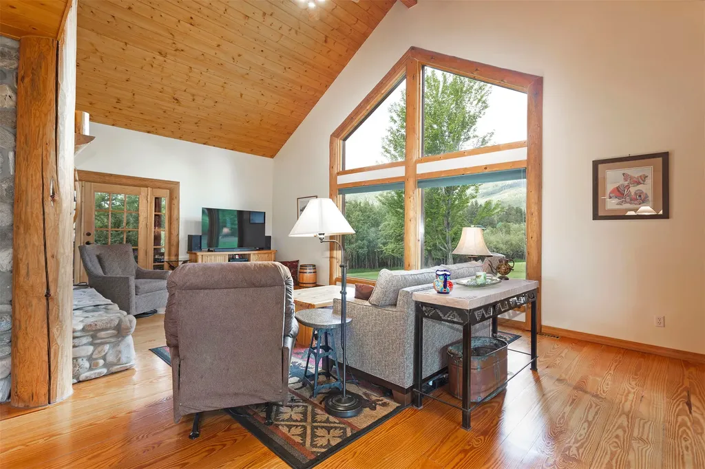 927 Little Deer Trail Hamilton MT 59840