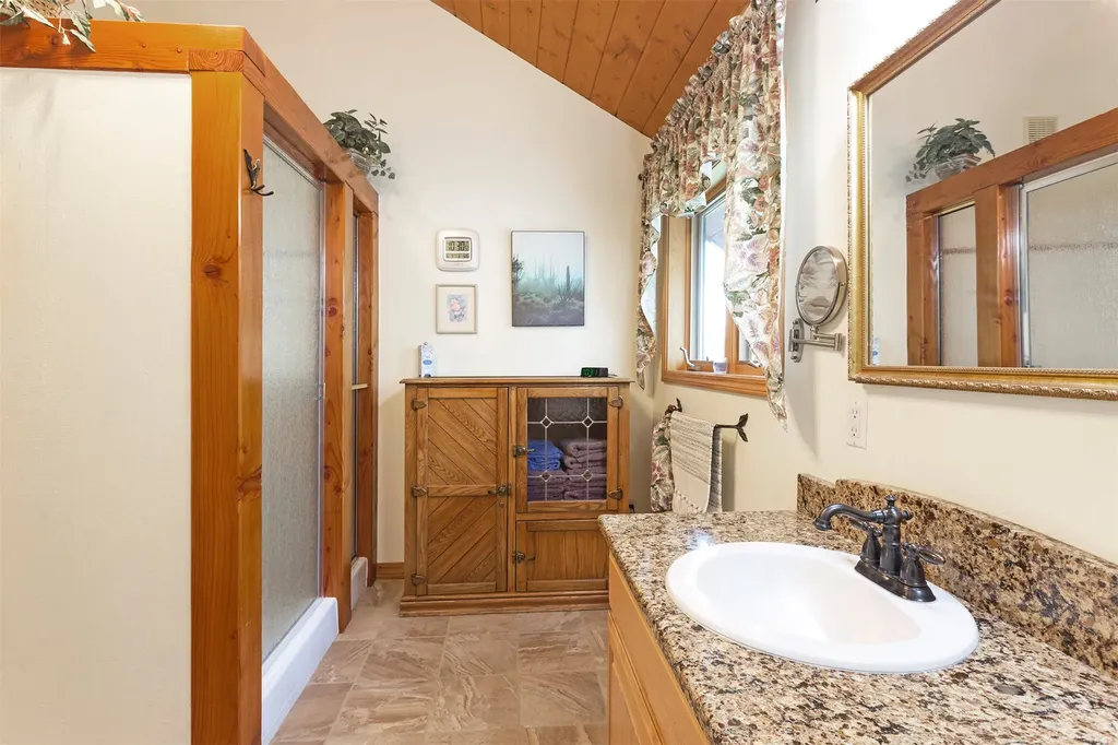 927 Little Deer Trail Hamilton MT 59840