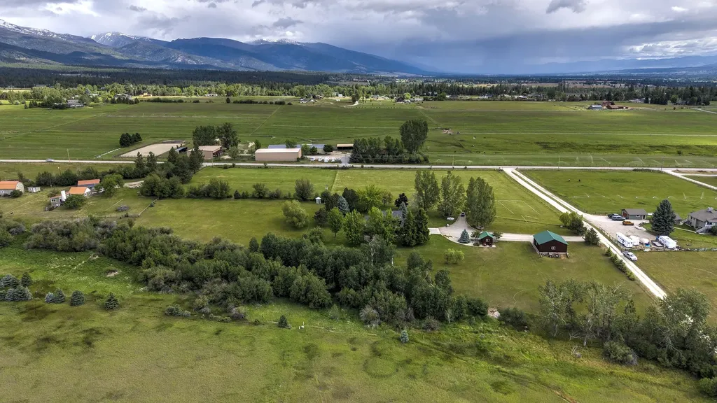 927 Little Deer Trail Hamilton MT 59840