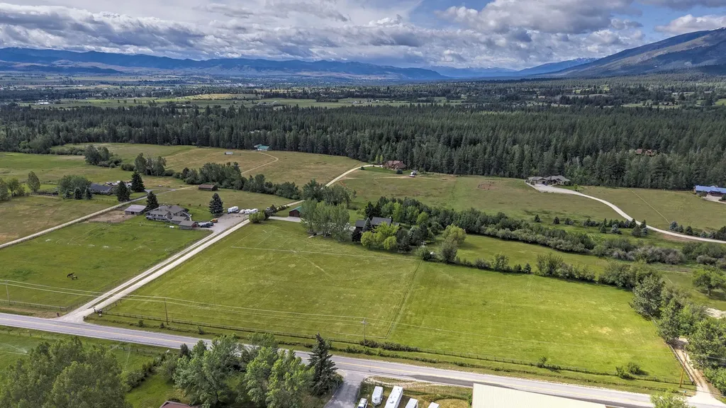 927 Little Deer Trail Hamilton MT 59840
