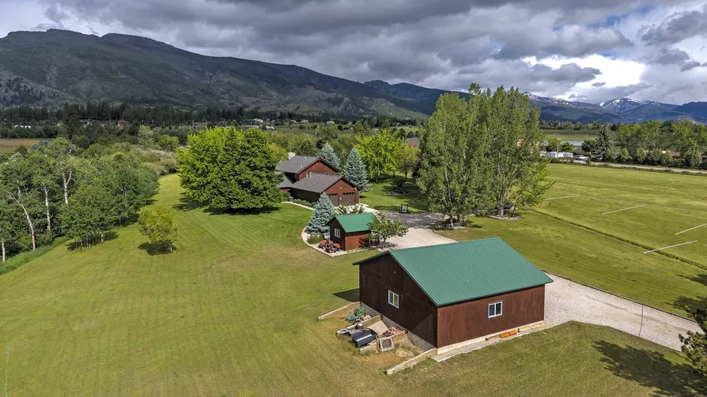 927 Little Deer Trail Hamilton MT 59840