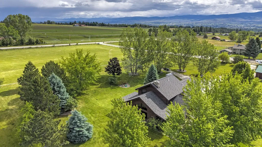 927 Little Deer Trail Hamilton MT 59840