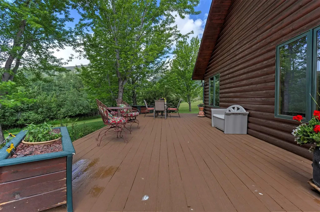 927 Little Deer Trail Hamilton MT 59840