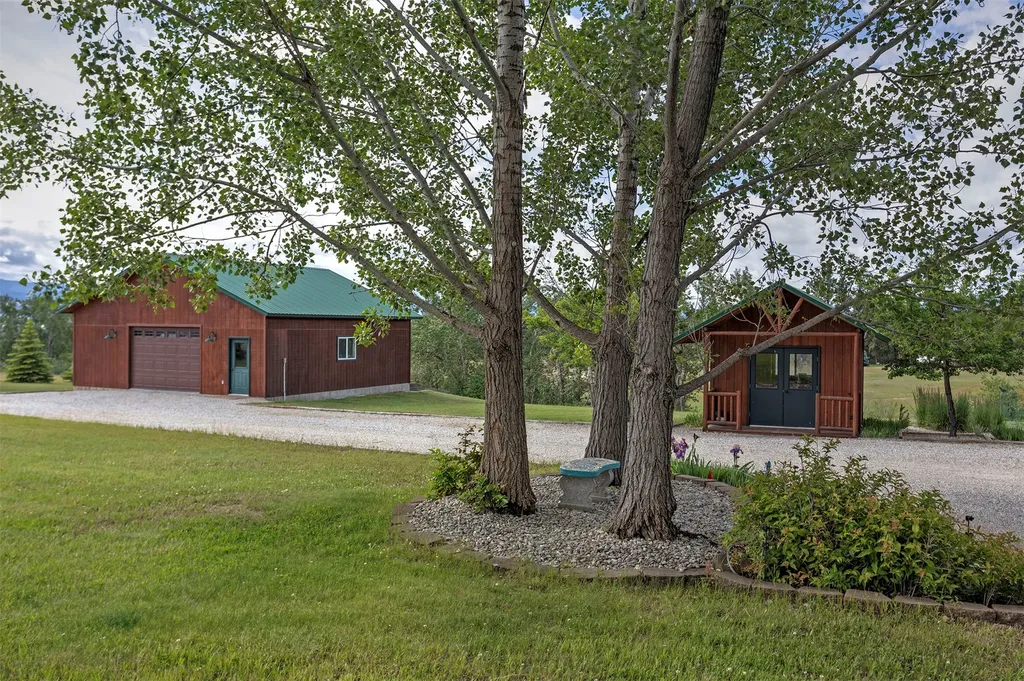 927 Little Deer Trail Hamilton MT 59840