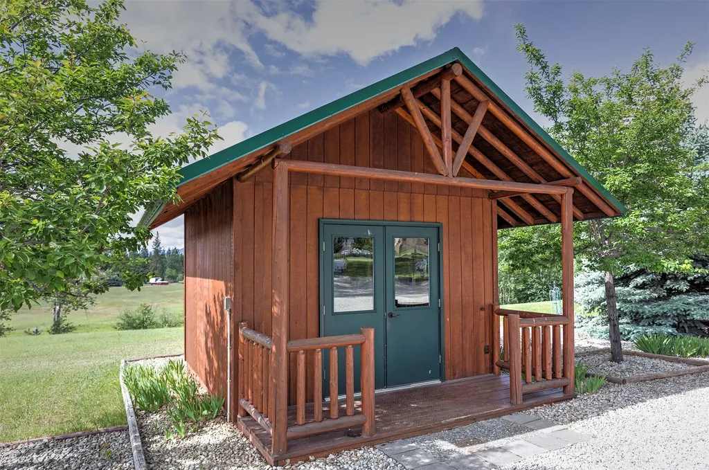 927 Little Deer Trail Hamilton MT 59840