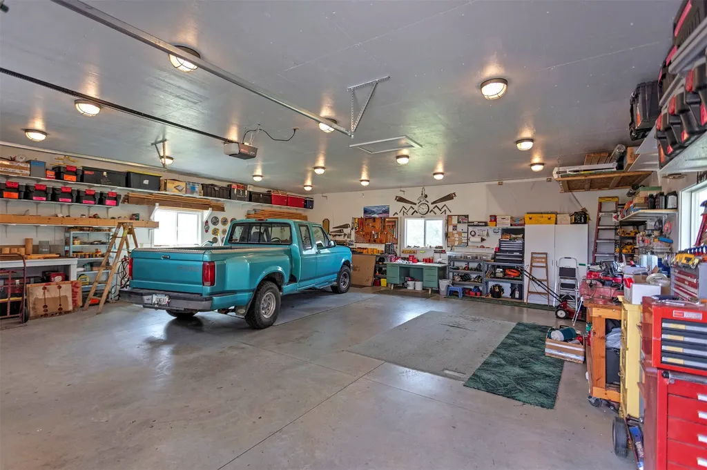 927 Little Deer Trail Hamilton MT 59840