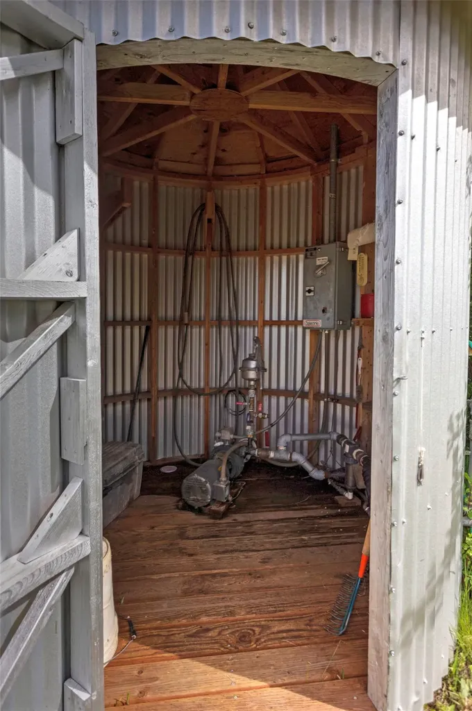 927 Little Deer Trail Hamilton MT 59840