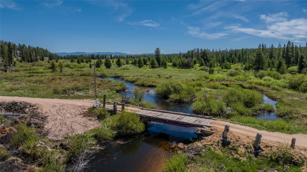 14901 Mt Highway 43 Wisdom MT 59761