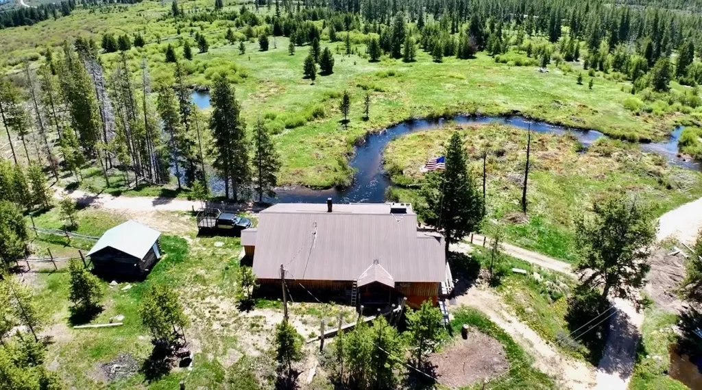 14901 Mt Highway 43 Wisdom MT 59761