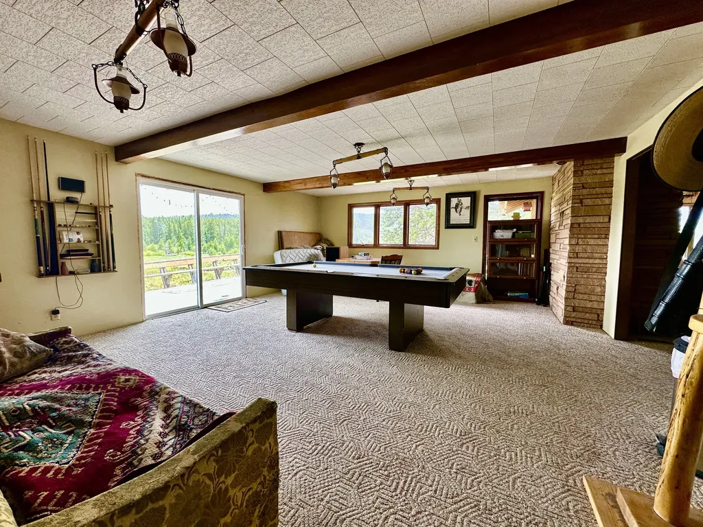 14901 Mt Highway 43 Wisdom MT 59761