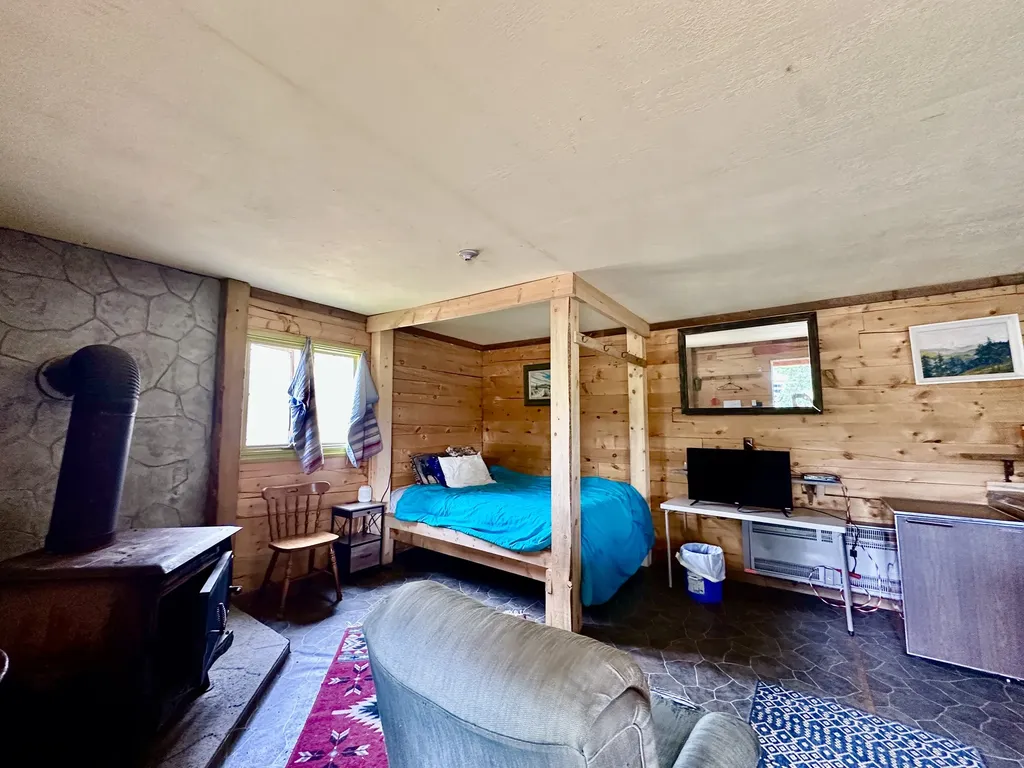 14901 Mt Highway 43 Wisdom MT 59761