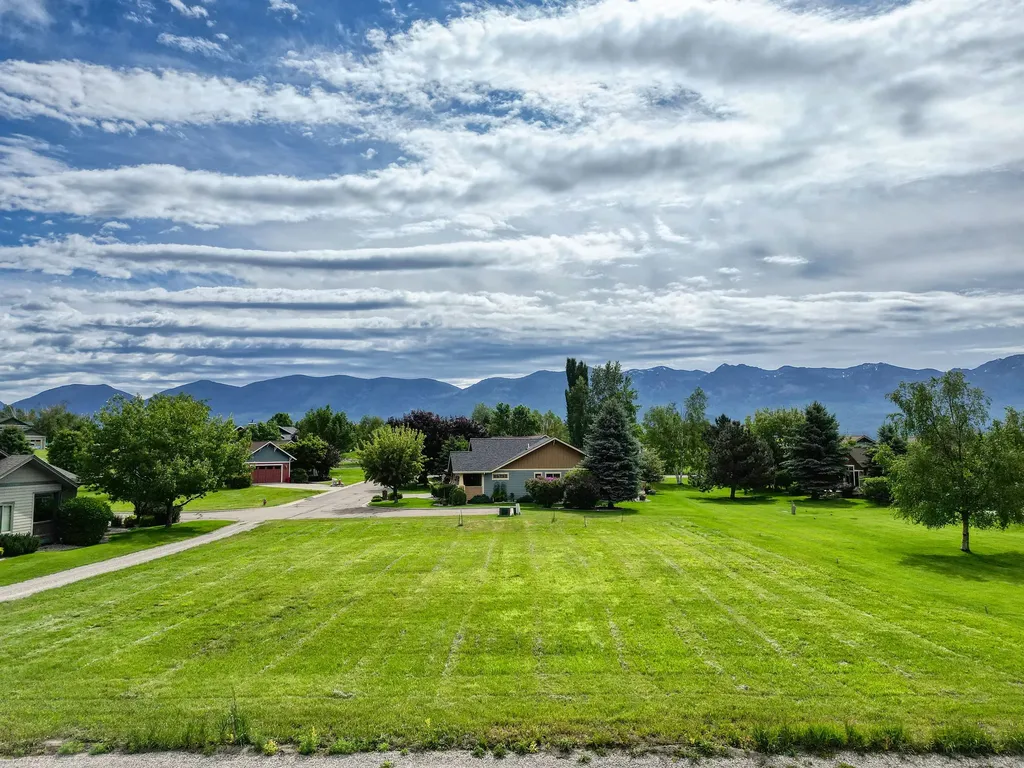 105 & 107 Jefferson Court Polson MT 59860