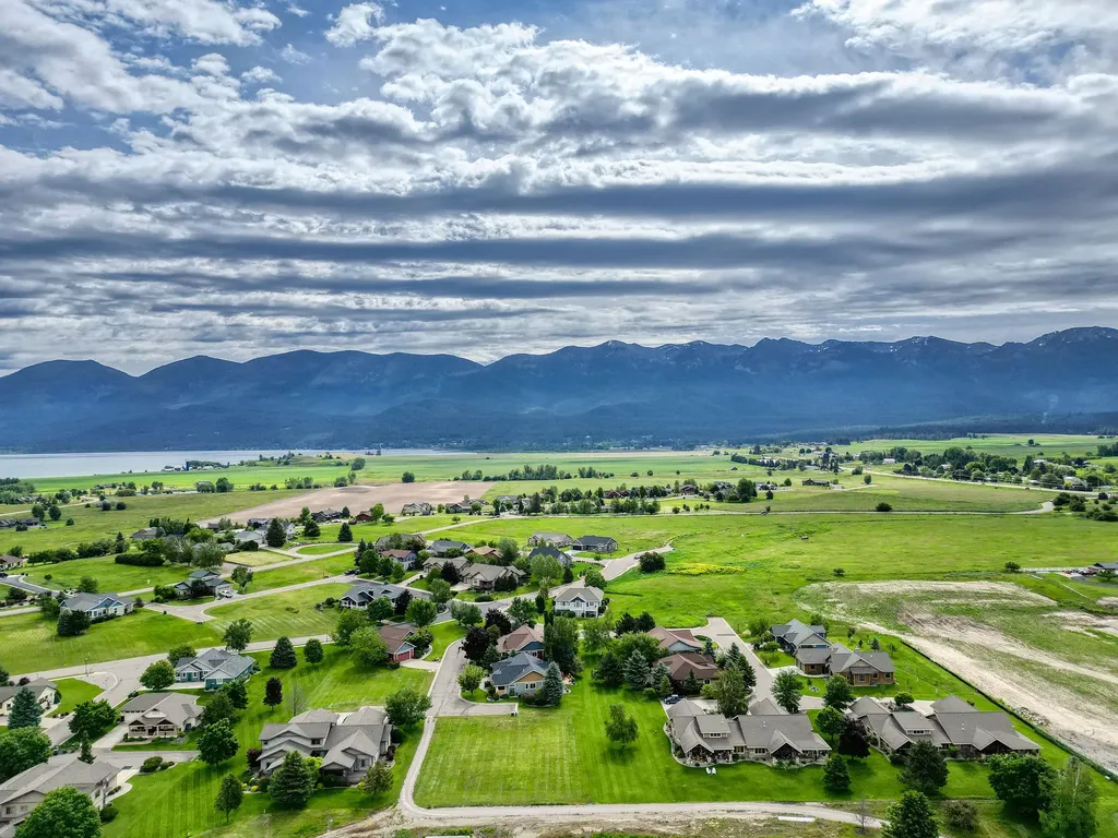 105 & 107 Jefferson Court Polson MT 59860