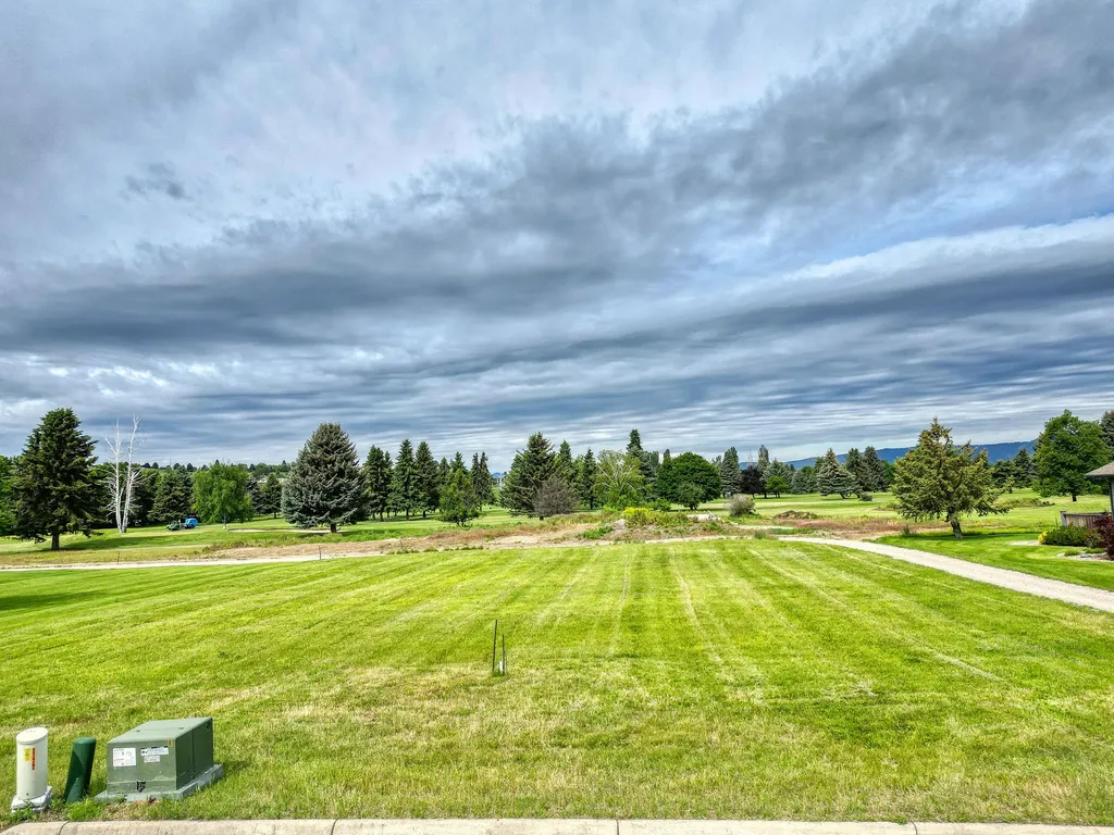 105 & 107 Jefferson Court Polson MT 59860
