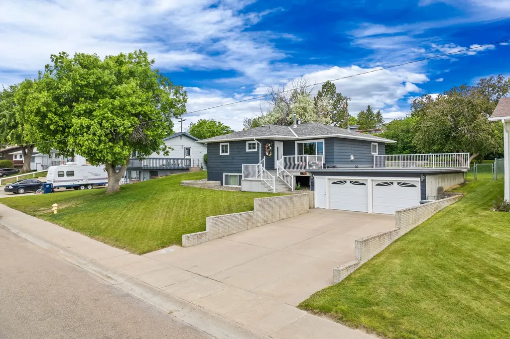 725 32nd Avenue NE Great Falls MT 59404