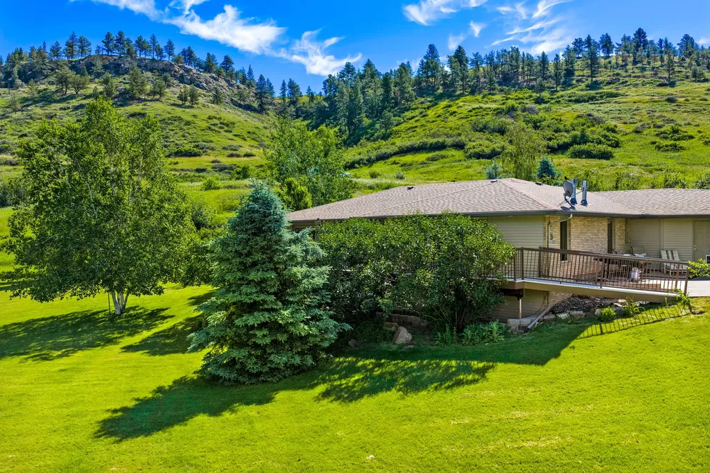120 Armington Road Belt MT 59412