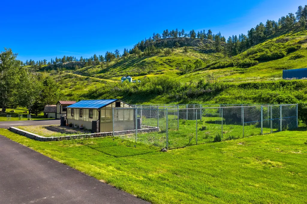 120 Armington Road Belt MT 59412