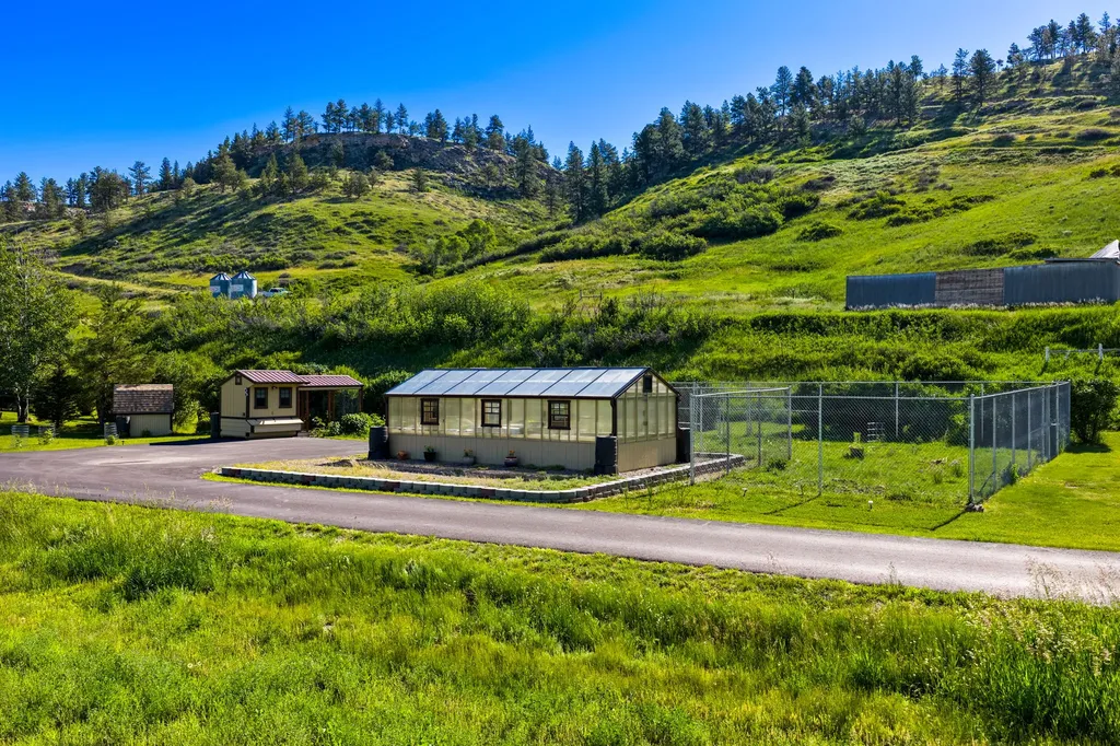120 Armington Road Belt MT 59412