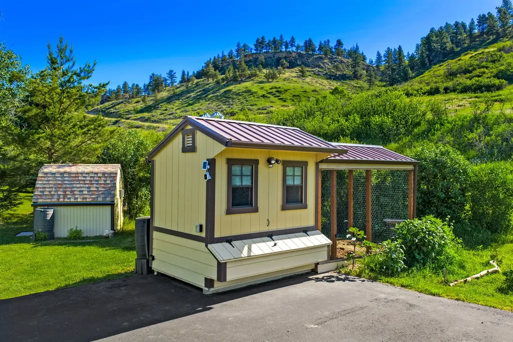 120 Armington Road Belt MT 59412