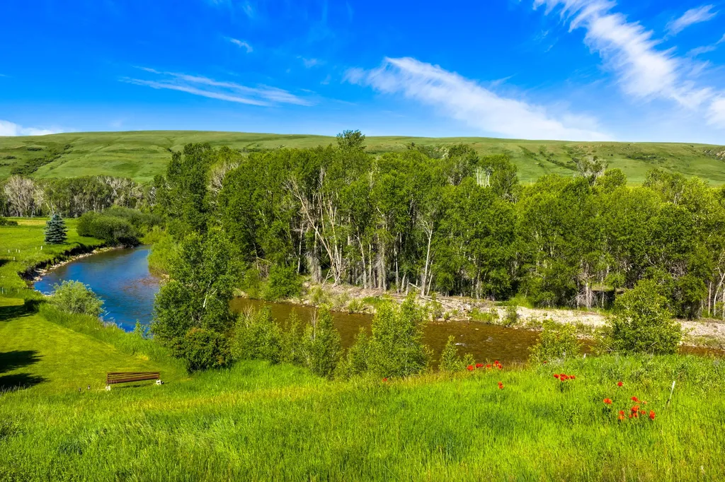 120 Armington Road Belt MT 59412