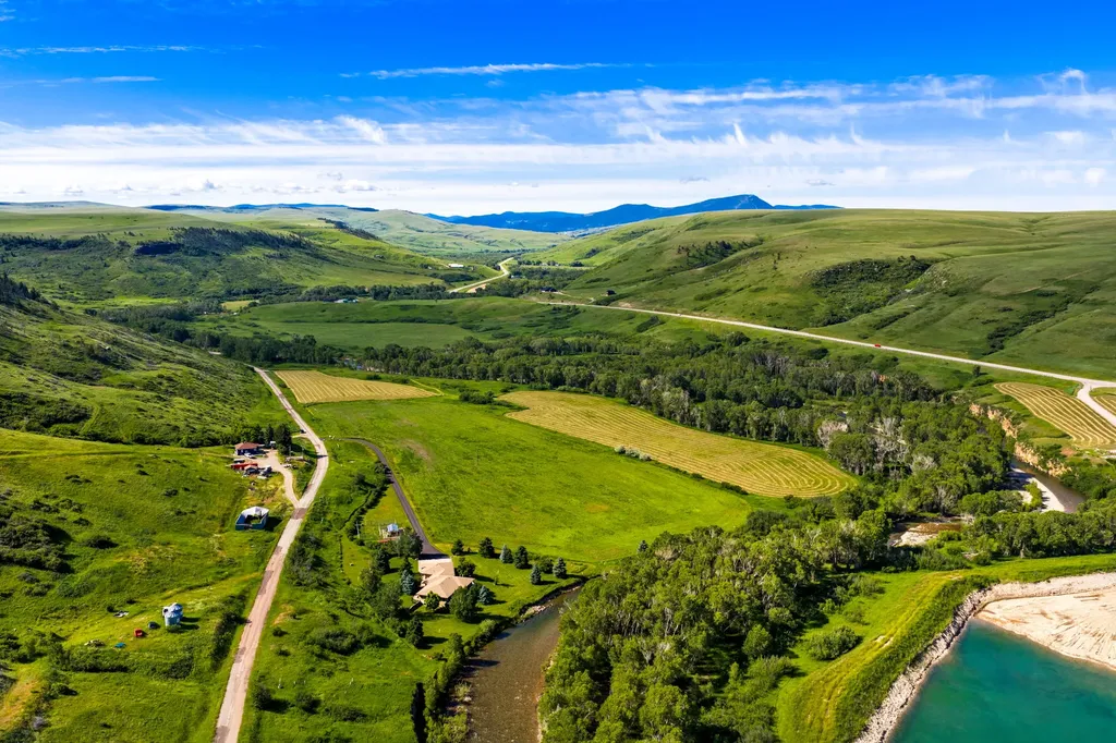 120 Armington Road Belt MT 59412